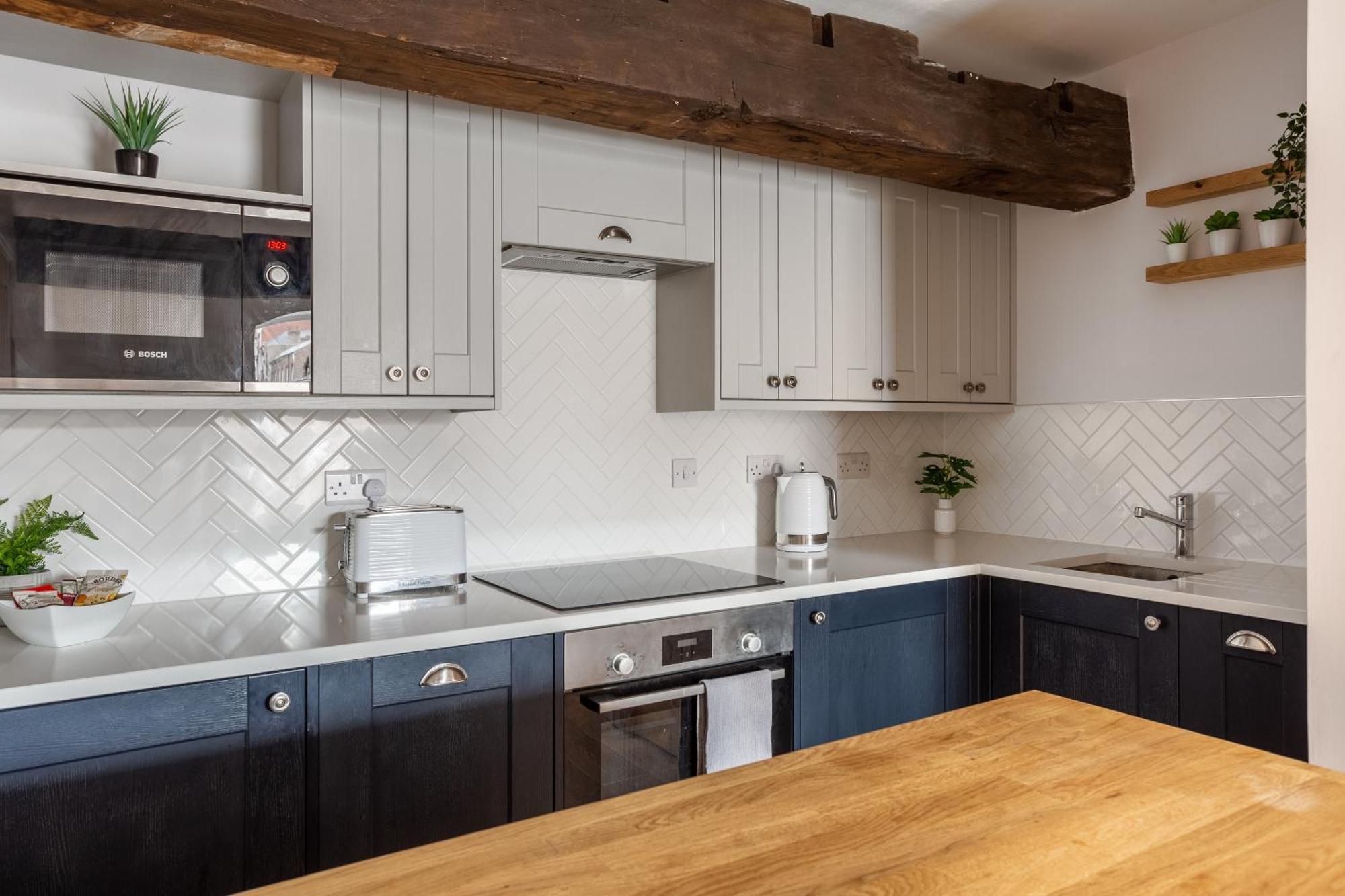 Luxury Apartment Woodsmill View - On The River - With Balcony - Recently Refurbished York Buitenkant foto