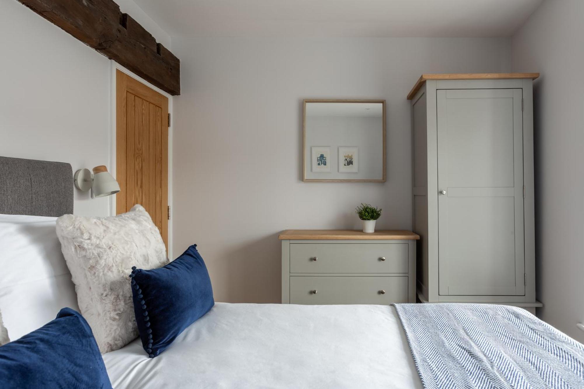 Luxury Apartment Woodsmill View - On The River - With Balcony - Recently Refurbished York Buitenkant foto