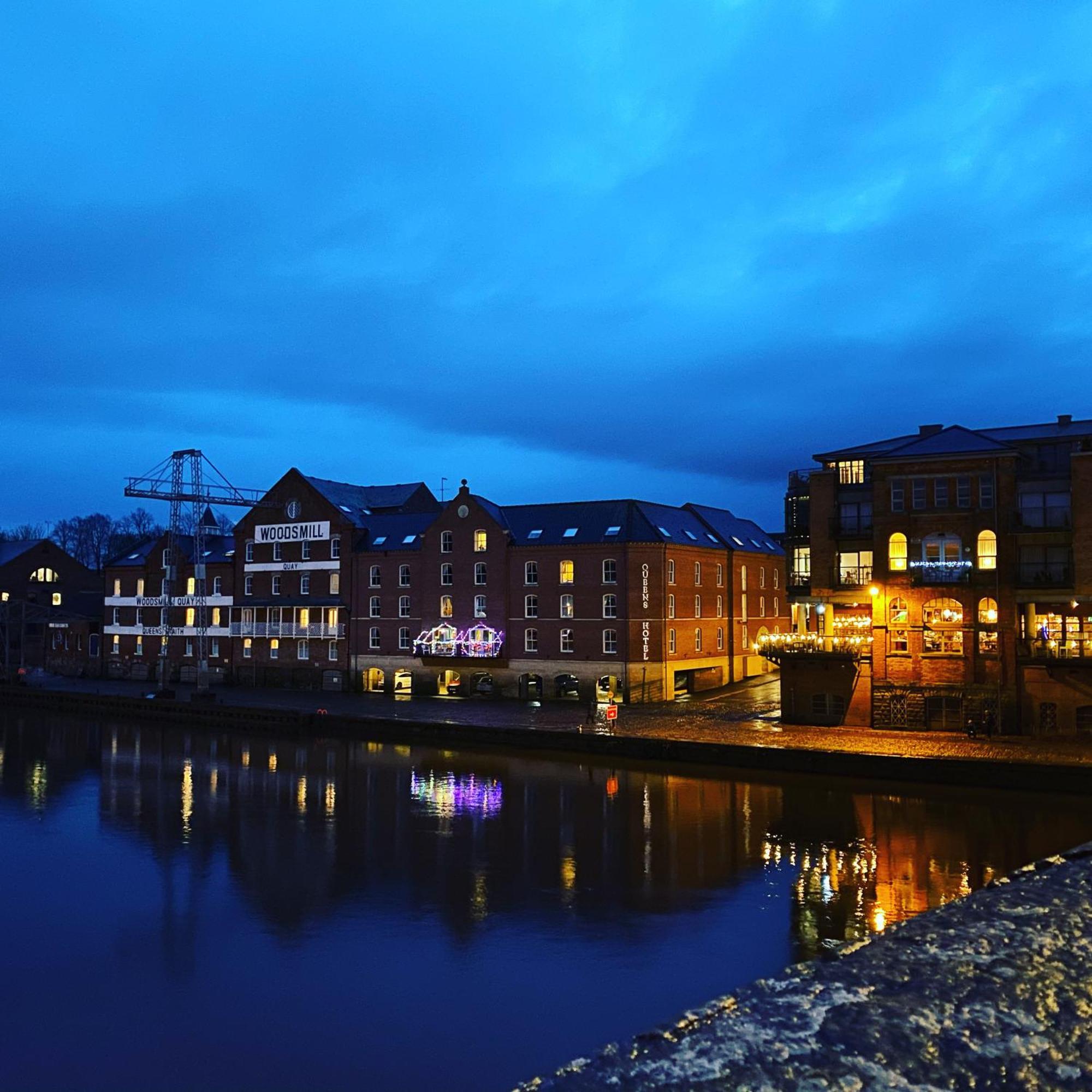Luxury Apartment Woodsmill View - On The River - With Balcony - Recently Refurbished York Buitenkant foto